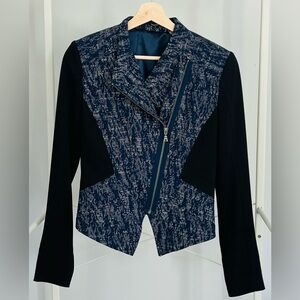Tahari Navy and Black Women's Blazer